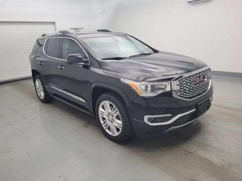 Used 2017 GMC Acadia Denali w/ Technology Package AWD/4WD image 11