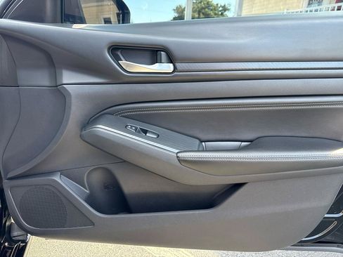 Used 2020 Nissan Altima 2.5 S FWD image 15