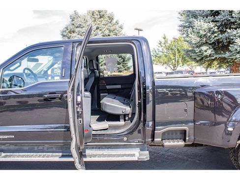 Used 2023 Ford F350 Lariat w/ Tow Technology Package AWD/4WD image 17
