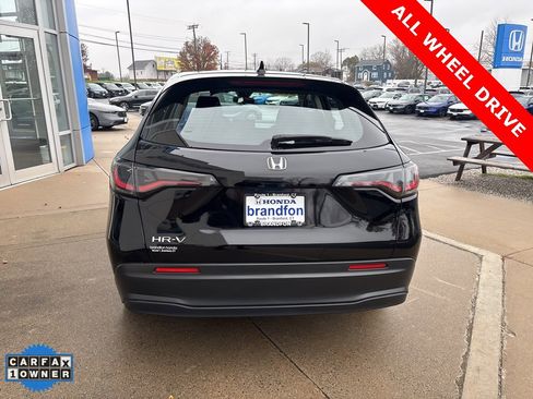 Used 2023 Honda HR-V LX image 5