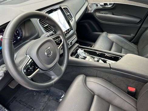 Certified 2025 Volvo XC90 B6 Ultra w/ Protection Package Premier image 14