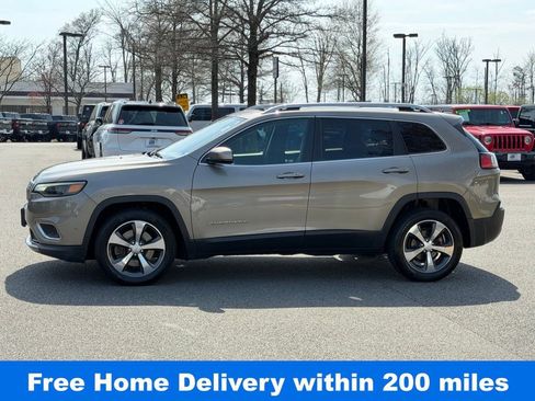 Used 2019 Jeep Cherokee Limited w/ Luxury Group image 10