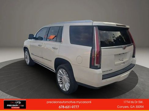 Used 2015 Cadillac Escalade Platinum AWD/4WD image 4
