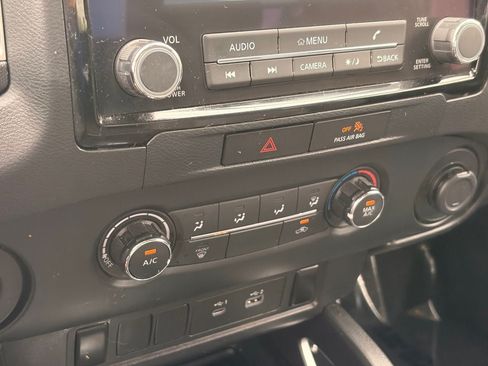Used 2022 Nissan Frontier SV RWD image 22