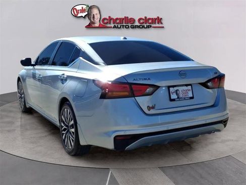 Certified 2024 Nissan Altima 2.5 SV image 3