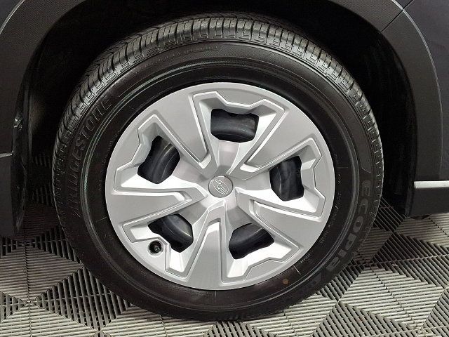 Used 2023 Subaru Forester AWD/4WD image 11