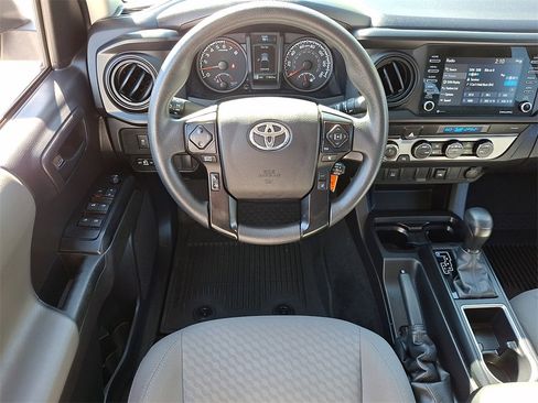 Used 2022 Toyota Tacoma SR image 13