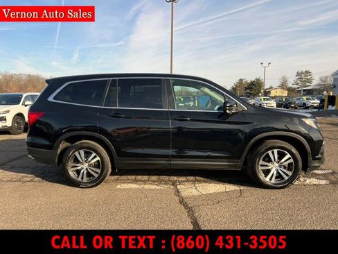 Used 2018 Honda Pilot EX image 4