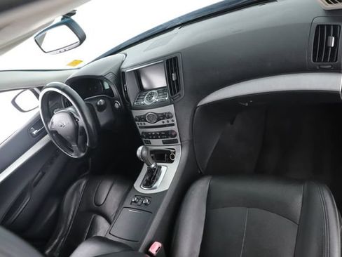 Used 2009 INFINITI G37 x Sedan w/ Premium Pkg AWD/4WD image 29