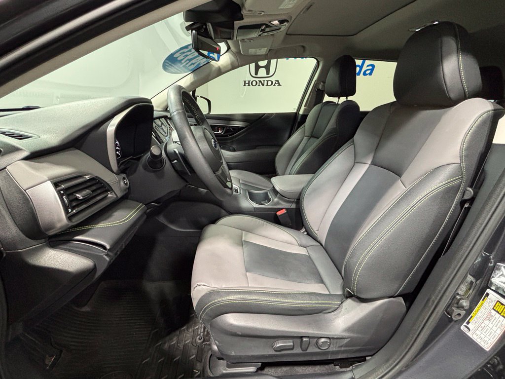 Used 2024 Subaru Outback Onyx Edition XT AWD/4WD image 23
