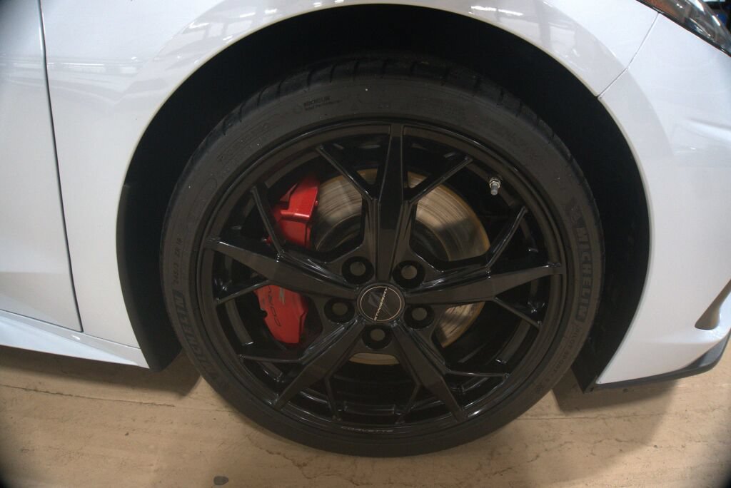 Used 2020 Chevrolet Corvette Stingray Premium Cpe w/ 3LT Preferred Equipment Group RWD image 32