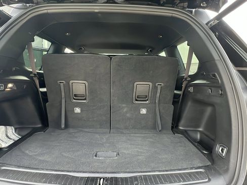 Used 2025 Jeep Grand Cherokee L Altitude image 13