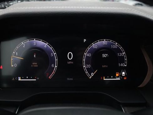 New 2025 Jeep Grand Cherokee Limited image 14