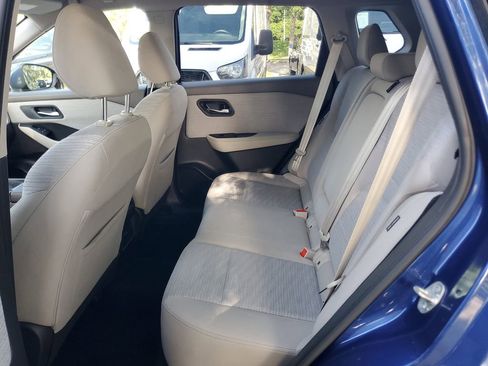 Certified 2021 Nissan Rogue SV FWD image 10