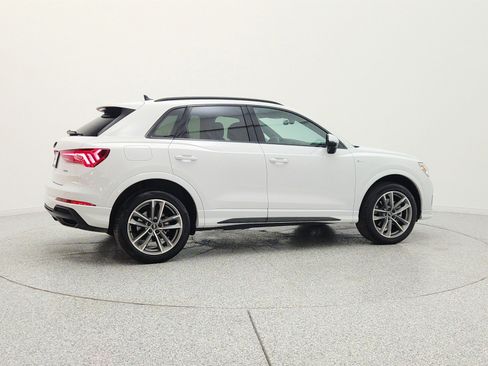 Used 2023 Audi Q3 2.0T Premium Plus w/ Premium Plus Package AWD/4WD image 5