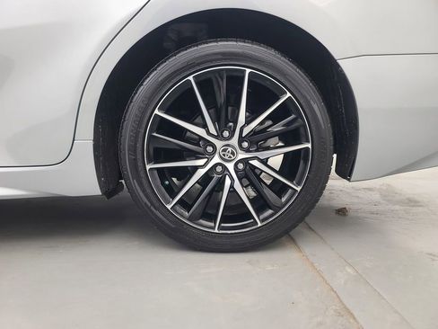 Used 2022 Toyota Camry SE image 10
