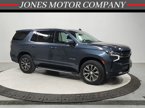 Used 2021 Chevrolet Tahoe LT w/ LT Signature Package image 1