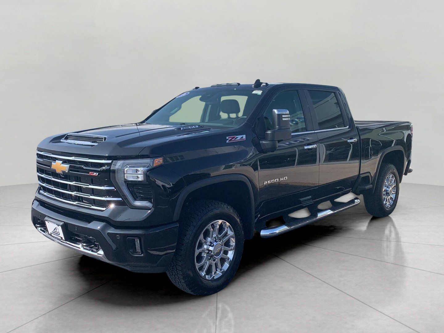 Certified 2025 Chevrolet Silverado 2500 LT w/ Z71 Chrome Sport Edition AWD/4WD image 4