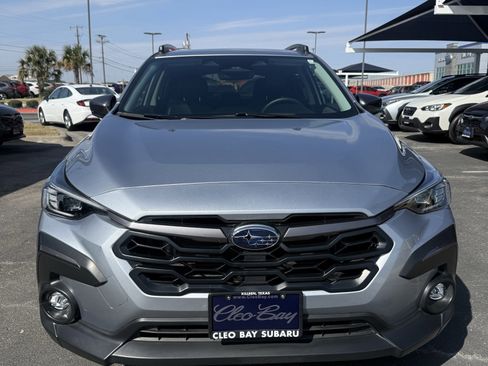 Used 2025 Subaru Crosstrek 2.5i Limited w/ Crosstrek Mirror Package image 3