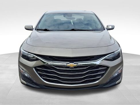 Used 2024 Chevrolet Malibu LT FWD image 2
