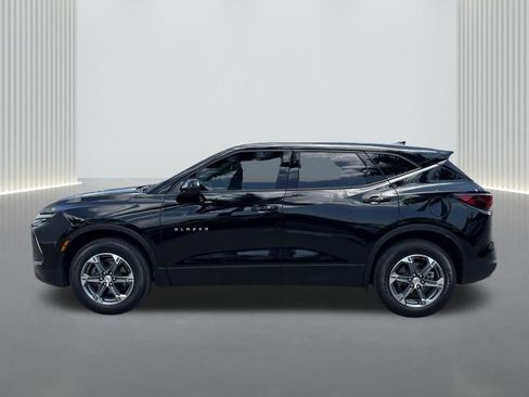 Used 2024 Chevrolet Blazer LT FWD image 8