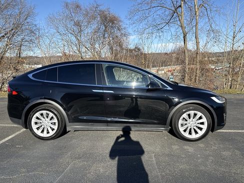 Used 2020 Tesla Model X Long Range image 7