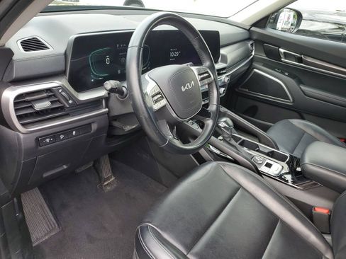 Certified 2024 Kia Telluride S w/ S Sunroof Package FWD image 17