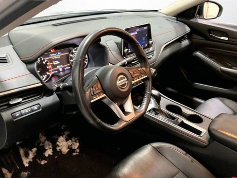 Used 2022 Nissan Altima 2.5 SR image 17