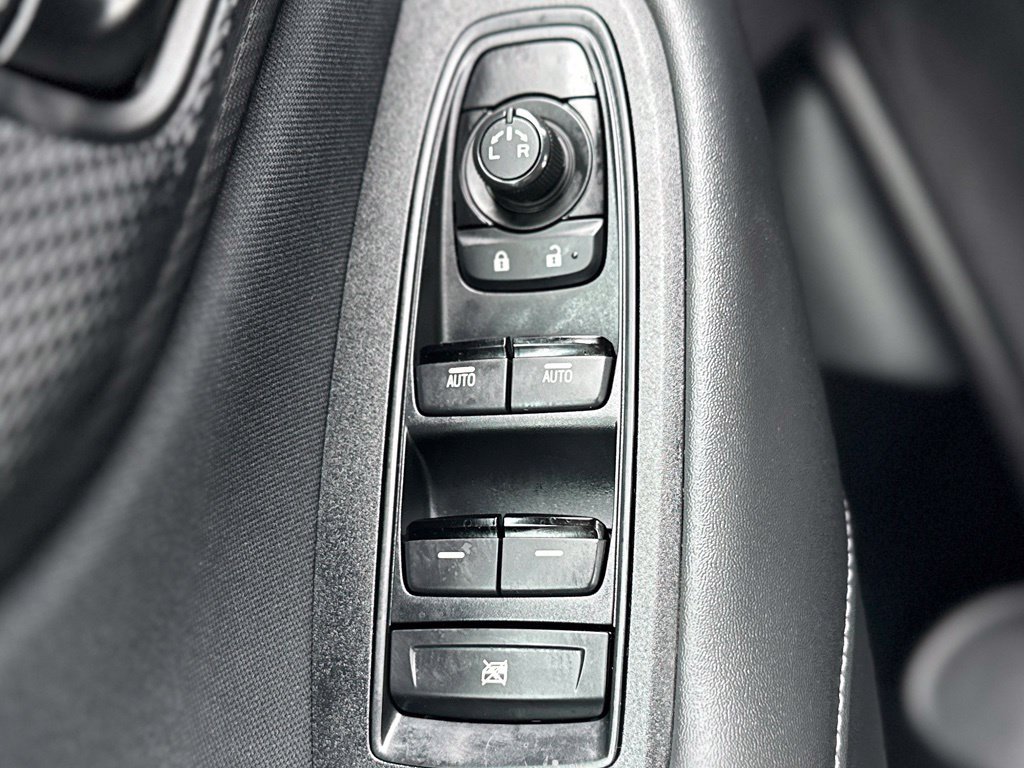 Used 2023 Subaru Outback AWD/4WD image 18