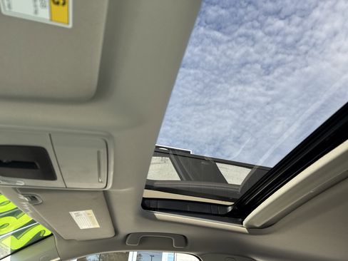 Used 2023 Honda Civic Touring image 19