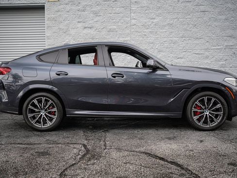Used 2022 BMW X6 xDrive40i w/ M Sport Package image 17
