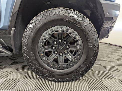 Used 2024 GMC Hummer EV 3X w/ Omega Edition AWD/4WD image 31
