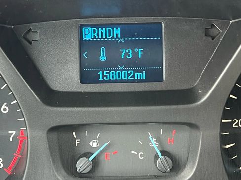 Used 2015 Ford Transit 150 XL image 32