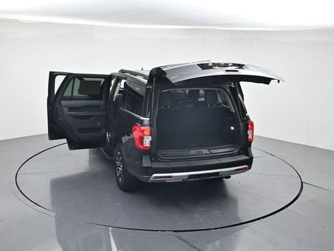 Used 2024 Ford Expedition XLT AWD/4WD image 37