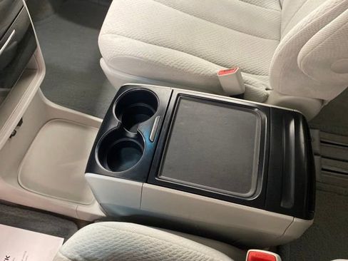 Used 2012 Toyota Sienna LE image 21