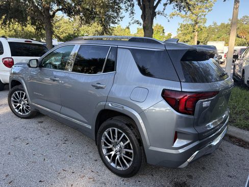 Used 2026 GMC Terrain Denali w/ LPO, Floor Liner Package AWD/4WD image 5
