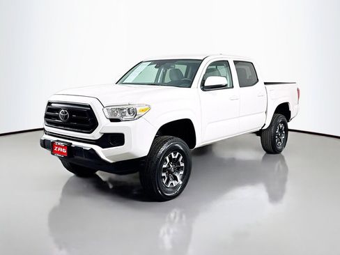 Used 2020 Toyota Tacoma SR image 1