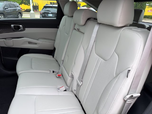 Used 2026 Kia Sorento S AWD/4WD image 19