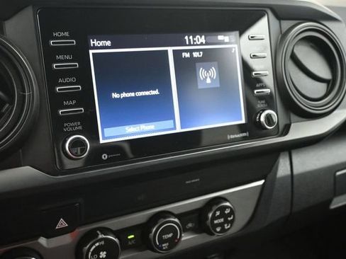 Used 2020 Toyota Tacoma SR AWD/4WD image 14