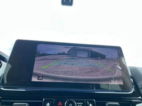 New 2026 Nissan Pathfinder SV image 9