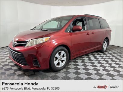 Used 2018 Toyota Sienna LE