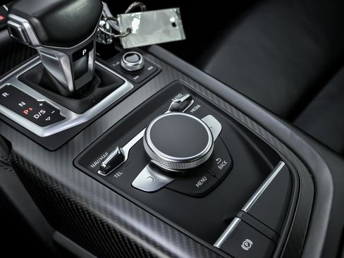 Used 2017 Audi R8 V10 image 43