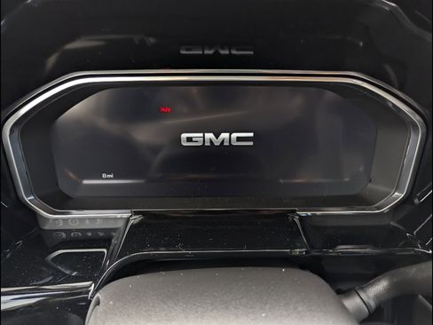 New 2026 GMC Sierra 1500 Elevation image 2