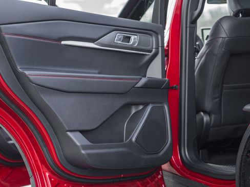 New 2026 Ford Explorer ST-Line w/ ST-Line Street Pack image 79