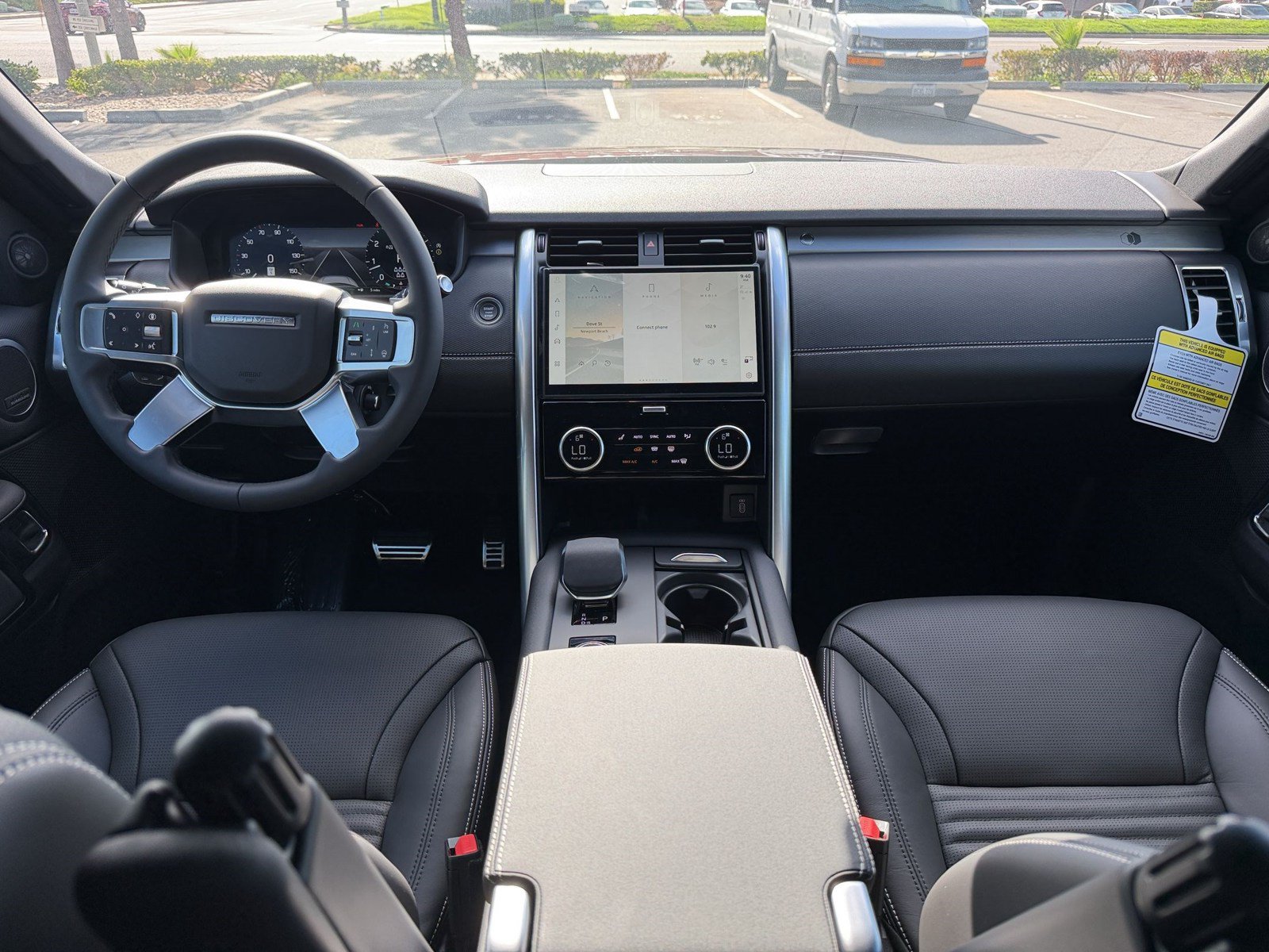 New 2026 Land Rover Discovery Limited Edition AWD/4WD image 16