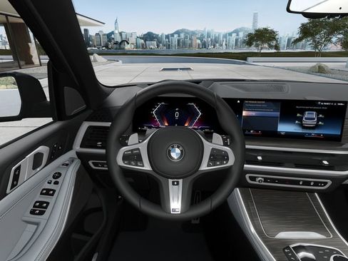 Used 2026 BMW X5 sDrive40i w/ M Sport Package image 42