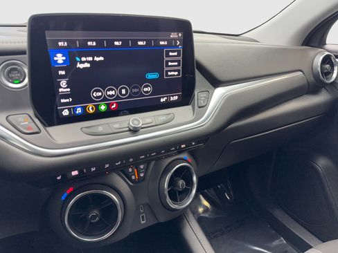 Used 2025 Chevrolet Blazer LT image 24