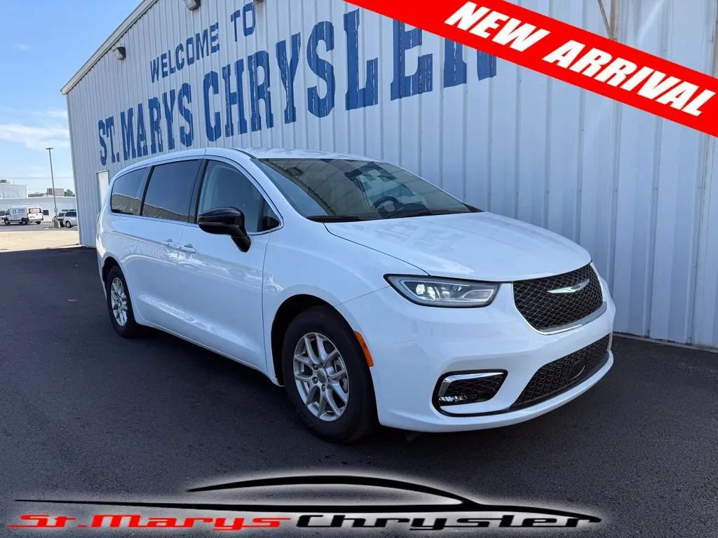 Used 2024 Chrysler Pacifica Touring-L FWD image 1