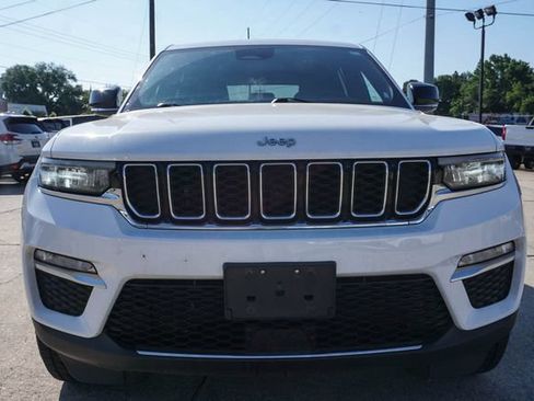 Used 2024 Jeep Grand Cherokee Limited 4xe AWD/4WD image 11