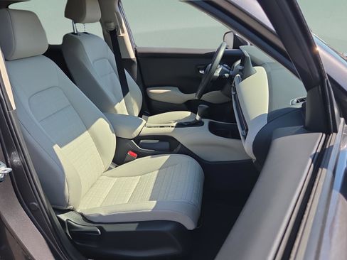 Certified 2026 Honda HR-V LX image 21